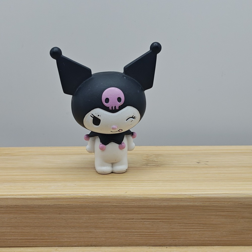Everyone's Kuromi Collection takata tomy mini 2" Winking